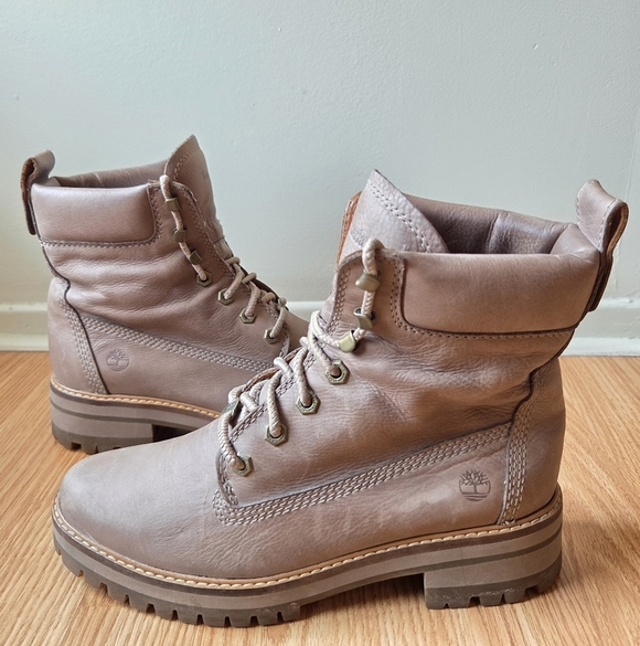 Timberland Women's Courmayeur Valley 6" Ankle Chunky Boot Taupe Gray Size 8.5 - Picture 12 of 14
